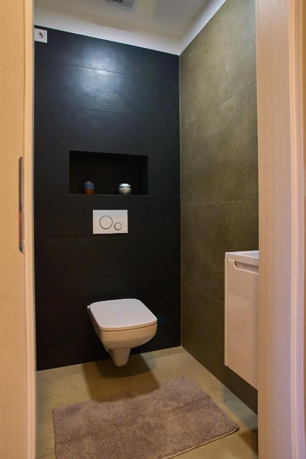 Sunlight Grey - Szeged Apartment Luaran gambar