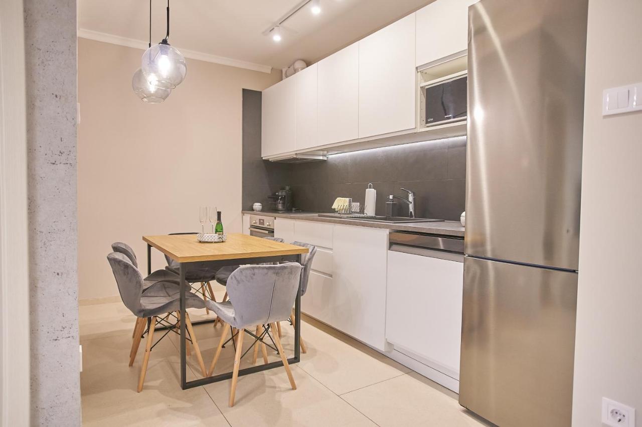 Sunlight Grey - Szeged Apartment Luaran gambar
