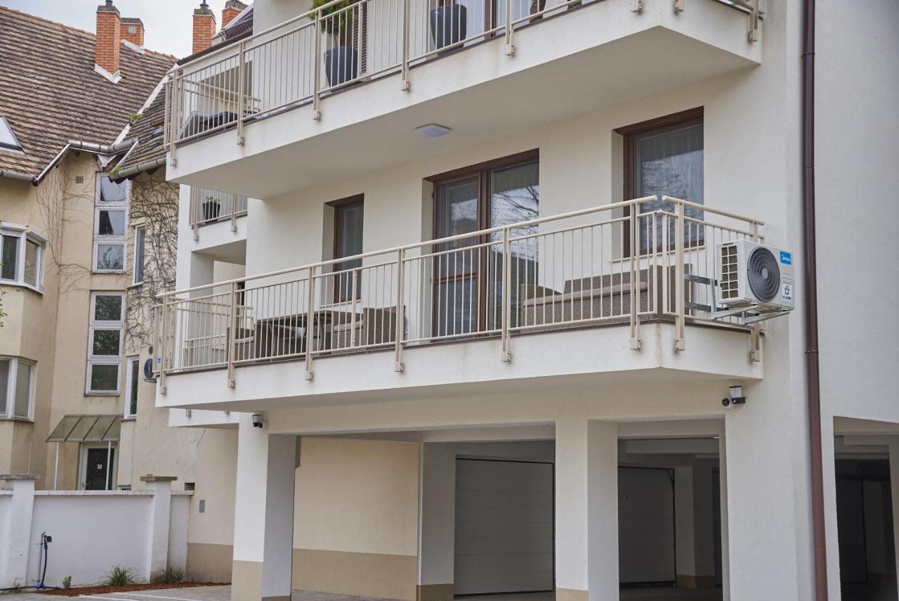 Sunlight Grey - Szeged Apartment Luaran gambar